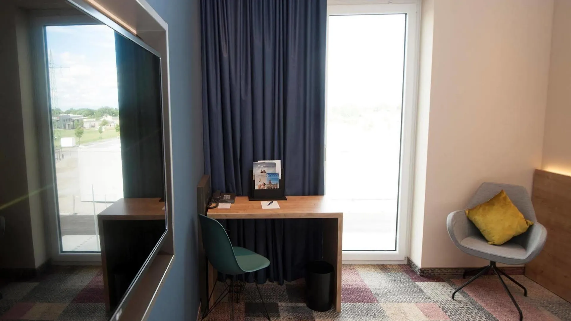 BEST WESTERN Hotel The K Unterföhring 3*,